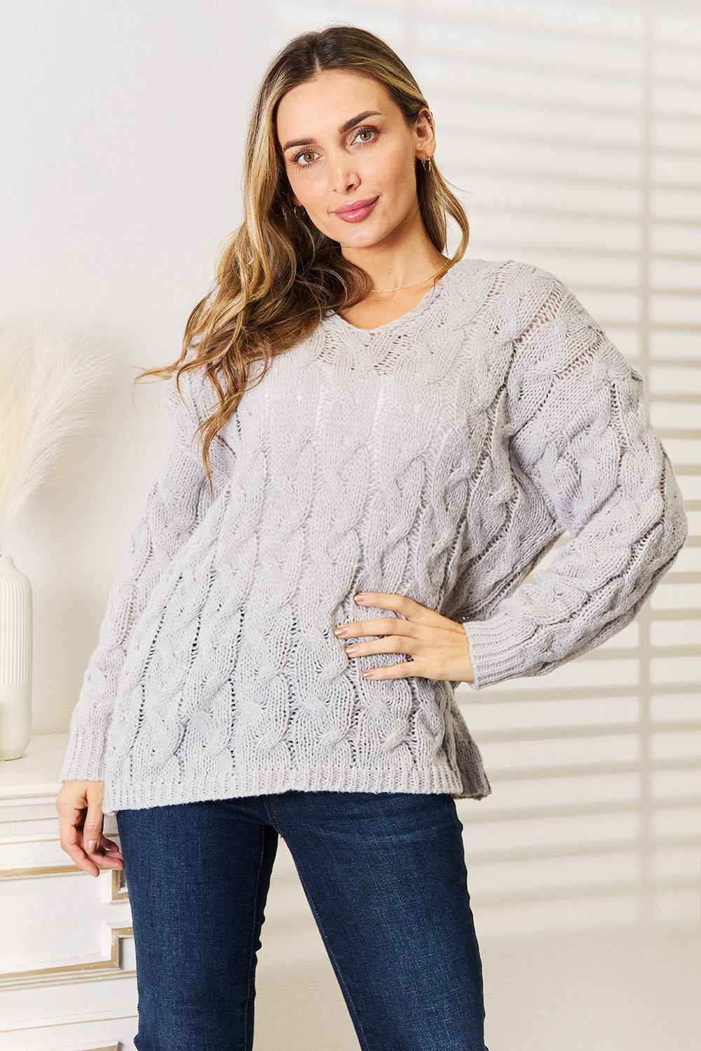 Woven Right Cable-Knit Hooded Sweater-TreUS2D
