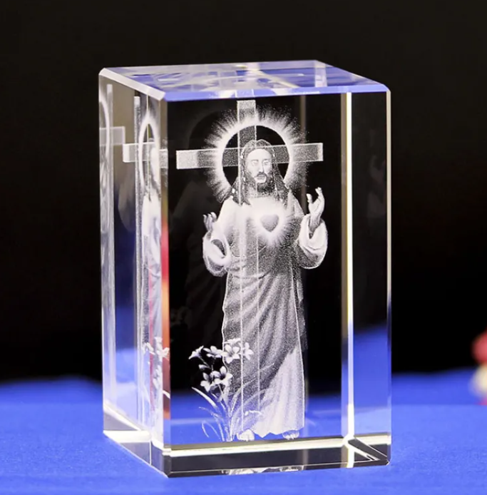 Perssia CrystalFaith™ — 3D Engraved Jesus &amp; Cross Crystal Ornaments (White Crystal | 50×50×80 mm) - PERSSIA