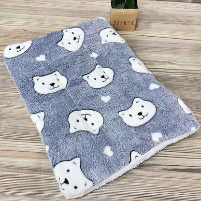 Perssia CozyNest Sleeping Pad — Ultra‑Soft Winter Flannel Bed for Pets