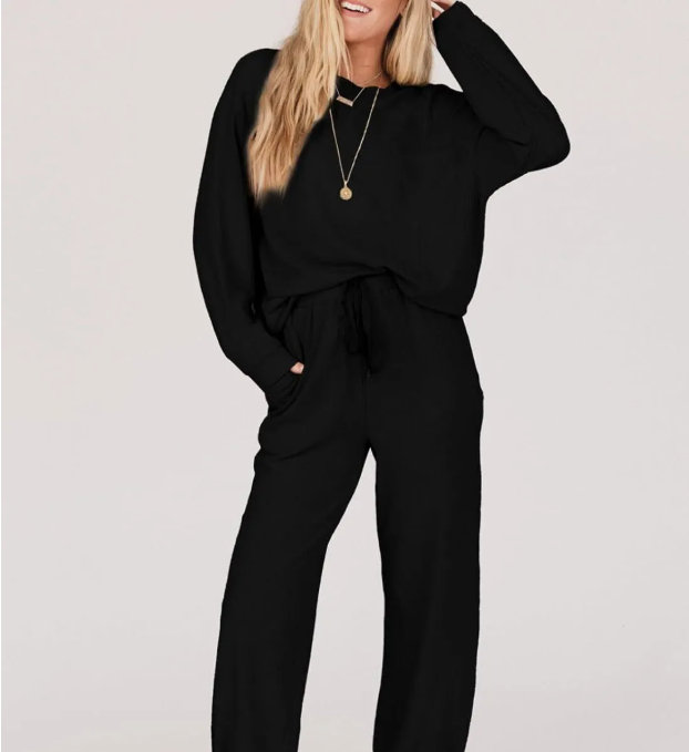 Perssia WaffleLuxe™ Lounge Set — Two‑Piece Crewneck Top & Loose Pants (Black | Medium) - PERSSIA
