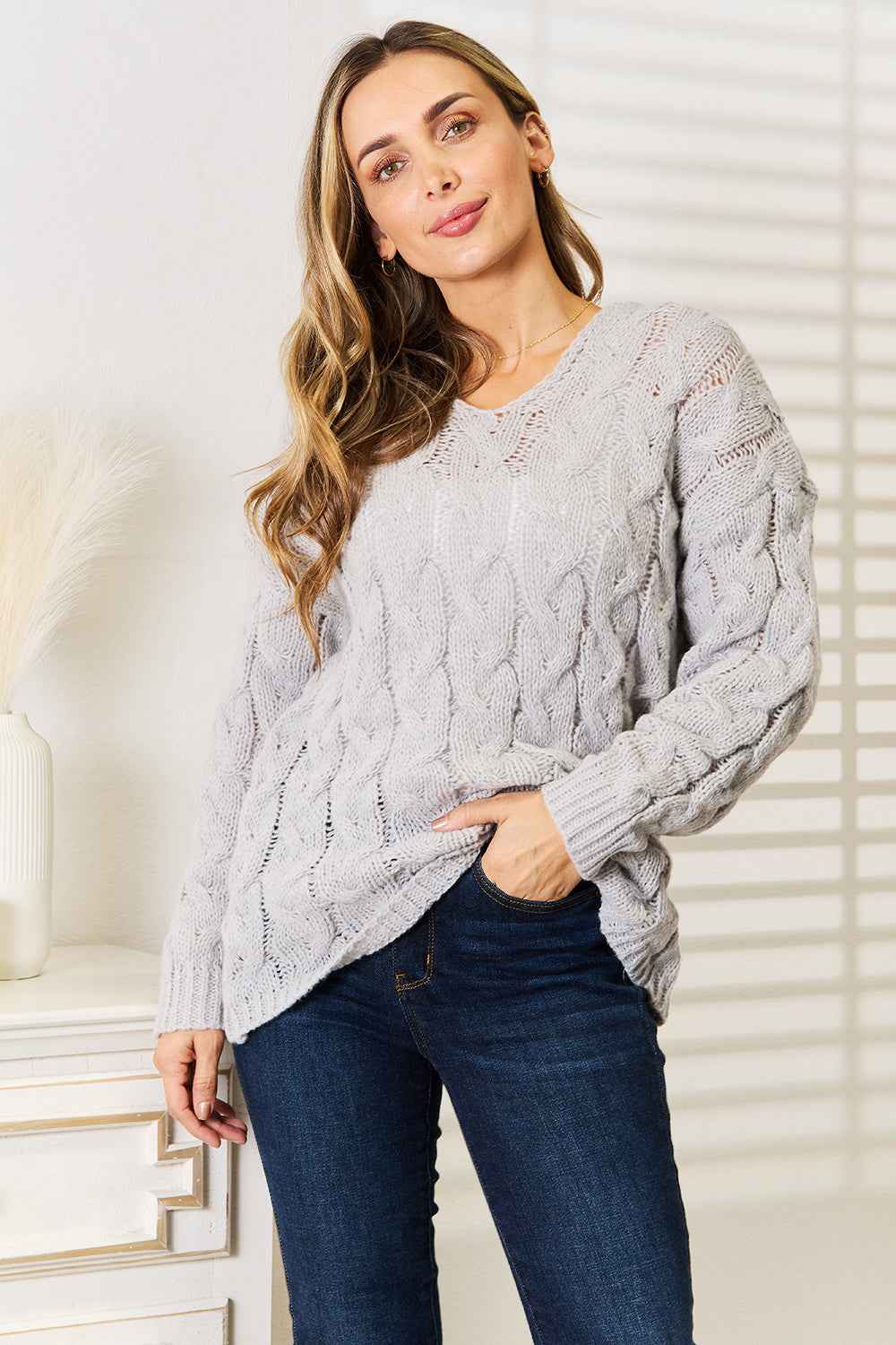 Woven Right Cable-Knit Hooded Sweater-TreUS2D