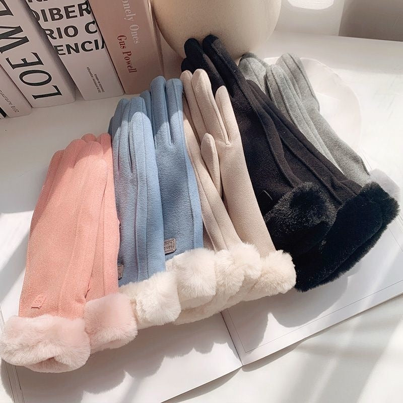 Women's Fuzzy Winter Gloves with Letter Patches - PERSSIA