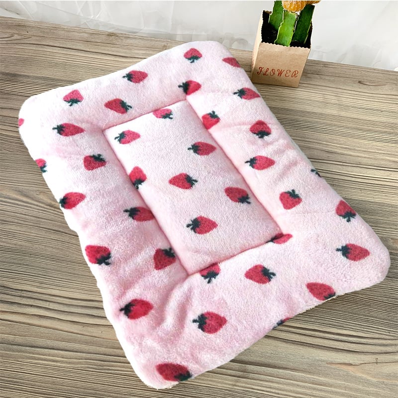 Perssia CozyNest™ Winter Pet Sleeping Pad — Ultra‑Soft Flannel Comfort - PERSSIA