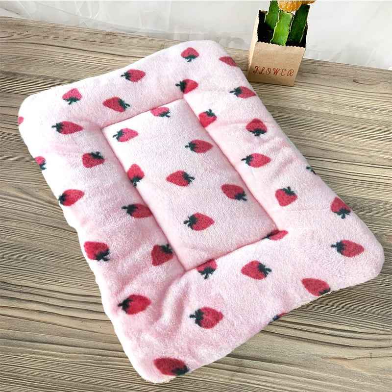 Perssia CozyNest Sleeping Pad — Ultra‑Soft Winter Flannel Bed for Pets