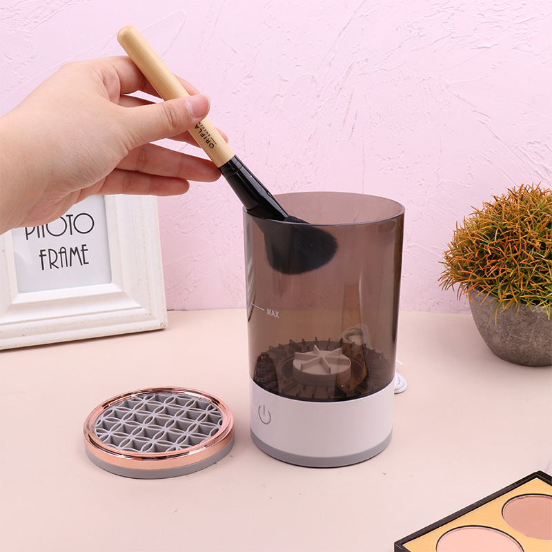 Perssia CleanSpin Brush Cleaner — Rechargeable Makeup Brush Cleaner • Fast • Hygienic • Effortless
